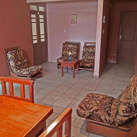 Casa Discreta Panzió Cochabamba Kültér fotó