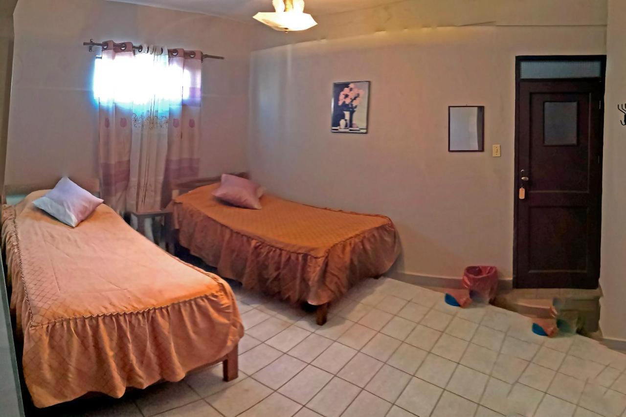 Casa Discreta Panzió Cochabamba Kültér fotó