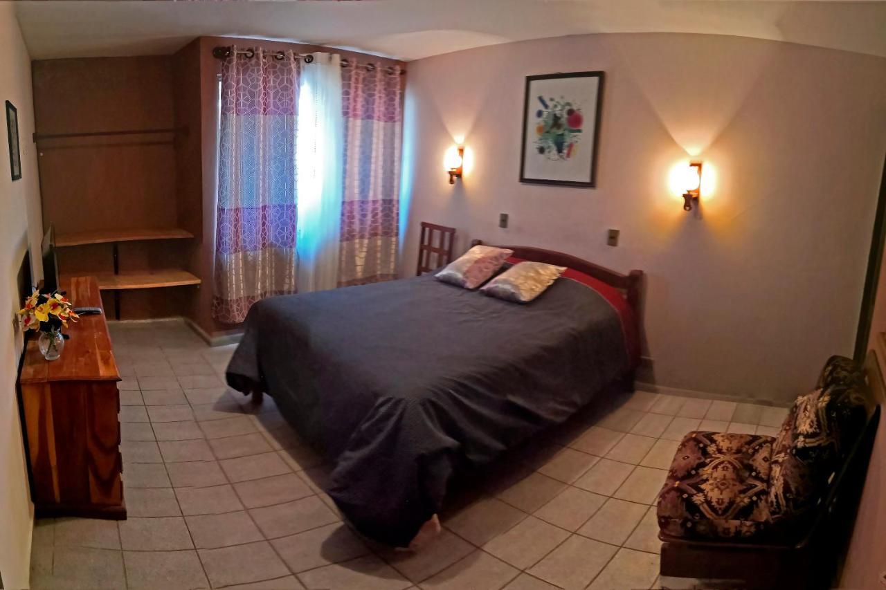 Casa Discreta Panzió Cochabamba Kültér fotó